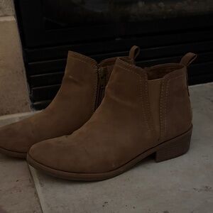 Women's Tan Ankle Boots